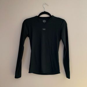 UNDER ARMOR Black Long Sleeve V-neck